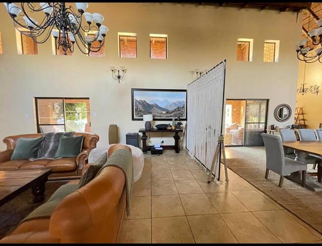 5 BEDROOM HOUSE FOR SALE IN THABAZIMBI